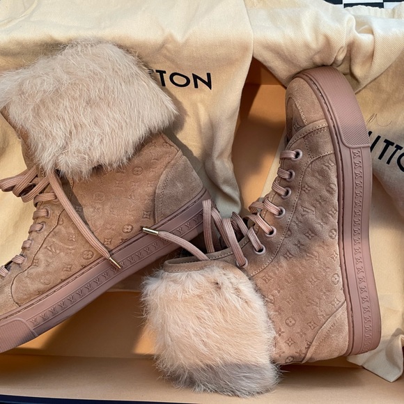 Louis Vuitton Shoes - Louis Vuitton suede leather monogram boots with rabbit fur